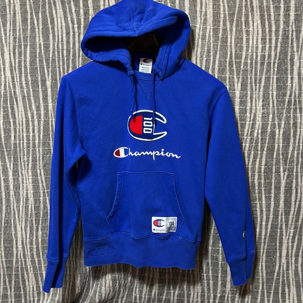 Champion hoodie